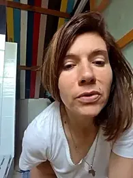 Lina_lou4 — Stripchat recorded stream image, 11.06.2025 06:10