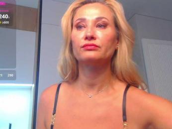 hold-me-tight — Bongacams recorded stream image, 10.02.2025 12:00