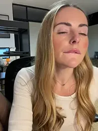 EmaSalis — Stripchat recorded stream image, 10.02.2025 10:50