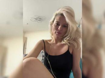 -Molly- — Bongacams recorded stream screenshot (10 Feb 2025)