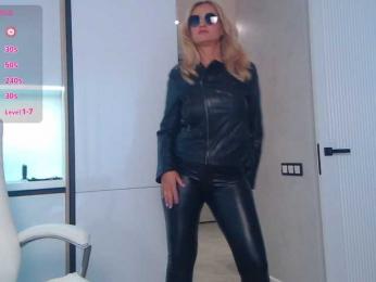 hold-me-tight — Bongacams recorded stream image, 12.06.2025 02:40