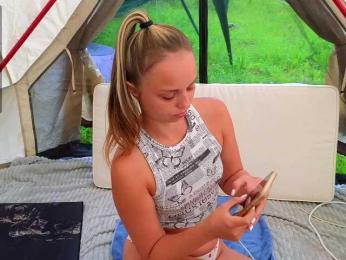misss-vikki — Bongacams recorded stream image, 12.06.2025 06:00