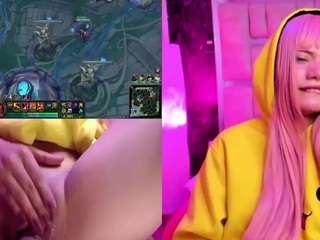 lilapop4 — Camsoda recorded stream image, 12.06.2025 13:20