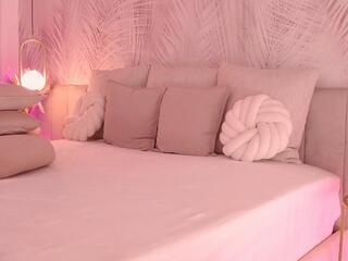 Eva Sin — Flirt4free recorded stream screenshot (12 Jun 2025)