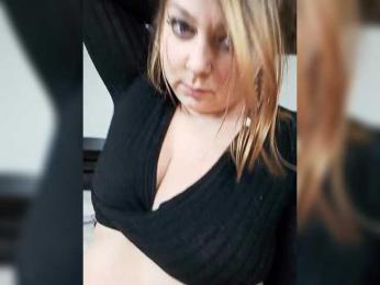 FLUFFY_BEAUTY — Bongacams recorded stream screenshot (10 Feb 2025)