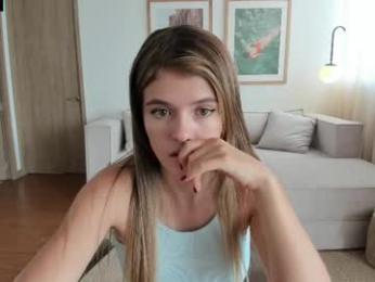 rebeccastonee — Chaturbate recorded stream image, 10.02.2025 17:10