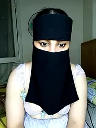 Meral1 — Stripchat recorded stream image, 15.06.2025 15:00