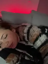 AgnesCampp — Stripchat recorded stream image, 17.06.2025 00:20