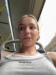 Baby_Tiny — Stripchat recorded stream image, 17.06.2025 14:20