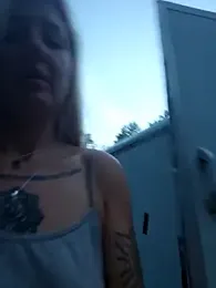 SheIsSomething — Stripchat recorded stream image, 17.06.2025 21:50