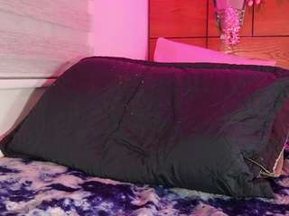 mssburbuja — Camsoda recorded stream image, 18.06.2025 03:00