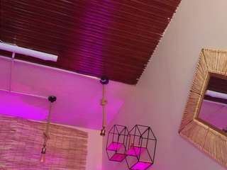 lady-brownn — Camsoda recorded stream image, 18.06.2025 11:40