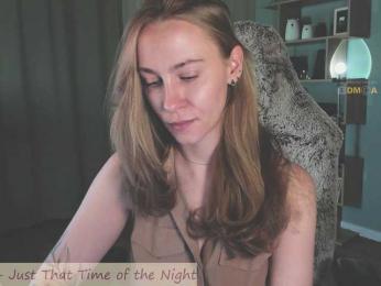 Adamova_Eva — Bongacams recorded stream screenshot (18 Jun 2025)