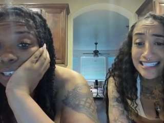 siennadivyne — Camsoda recorded stream screenshot (19 Jun 2025)