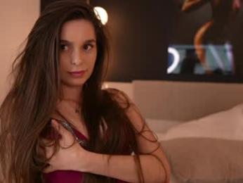 dovia — Chaturbate recorded stream image, 19.06.2025 15:20