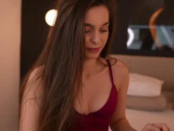 dovia — Chaturbate recorded stream image, 19.06.2025 15:20