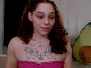 sapphirestorm8 — Camsoda recorded stream image, 19.06.2025 22:40