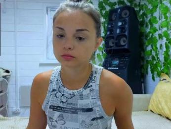 misss-vikki — Bongacams recorded stream image, 20.06.2025 06:00