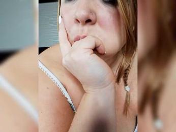 FLUFFY_BEAUTY — Bongacams recorded stream screenshot (10 Feb 2025)