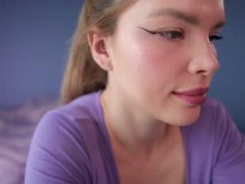 love_you_to123 — Chaturbate recorded stream image, 20.06.2025 12:20
