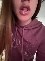 roouse — Stripchat recorded stream screenshot (20 Jun 2025)