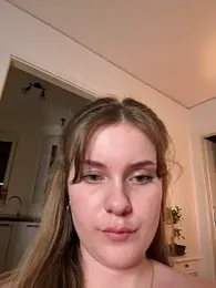MaribelRiver — Stripchat recorded stream image, 21.06.2025 20:10