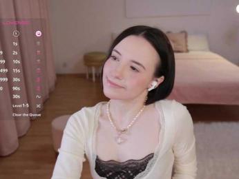 MissEssie — Bongacams recorded stream screenshot (22 Jun 2025)