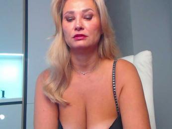 hold-me-tight — Bongacams recorded stream image, 22.06.2025 21:10