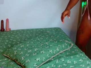 xyomarabrown — Camsoda recorded stream image, 22.06.2025 23:40