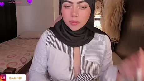 shayla_18 — Stripchat recorded stream image, 24.06.2025 21:00