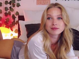 Emma Wilde — Flirt4free recorded stream image, 25.06.2025 05:10