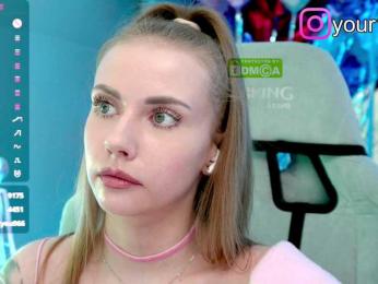 VikkiExtraCheese — Bongacams recorded stream image, 25.06.2025 04:20