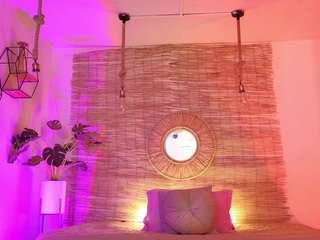 lady-brownn — Camsoda recorded stream image, 25.06.2025 11:50