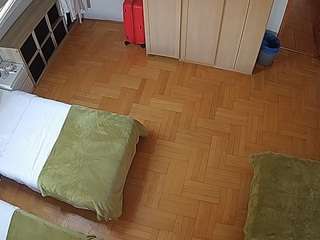 voyeurcam-julmodels-bed-7 — Camsoda recorded stream image, 05.02.2025 12:50