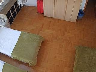 voyeurcam-julmodels-bed-7 — Camsoda recorded stream image, 05.02.2025 12:50