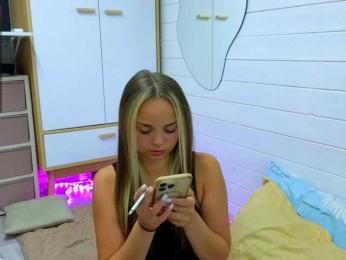 misss-vikki — Bongacams recorded stream image, 26.06.2025 06:10