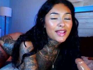 avaevee — Camsoda recorded stream screenshot (26 Jun 2025)