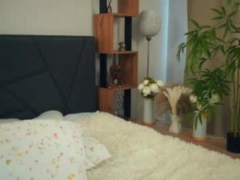 pinkncrazy — Chaturbate recorded stream screenshot (11 Feb 2025)