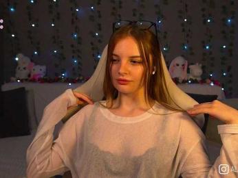 AliceCost — Bongacams recorded stream image, 26.06.2025 16:30