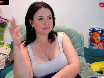 Katniss_K — Bongacams recorded stream image, 27.06.2025 09:10