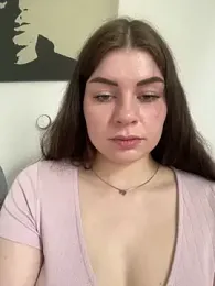 EllyNora — Stripchat recorded stream image, 27.06.2025 12:10