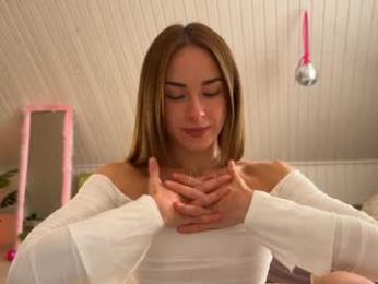 uwunikaa — Chaturbate recorded stream screenshot (27 Jun 2025)