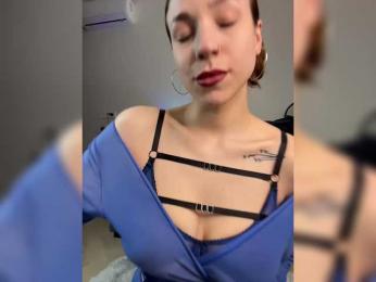 avolood — Bongacams recorded stream image, 27.06.2025 15:50