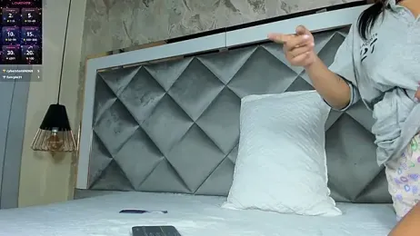 yayi_derek — Stripchat recorded stream image, 11.02.2025 11:40