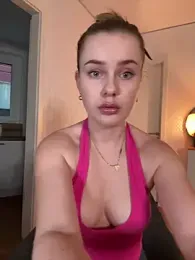 MaribelRiver — Stripchat recorded stream image, 29.06.2025 18:50