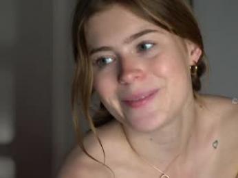 chloewildd — Chaturbate recorded stream image, 29.06.2025 19:40