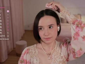 MissEssie — Bongacams recorded stream screenshot (30 Jun 2025)