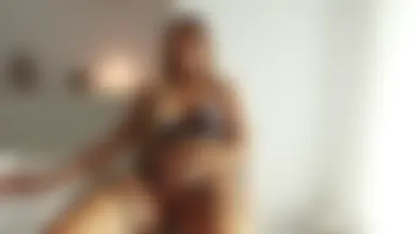 StracciaStella- — Stripchat recorded stream image, 01.07.2025 14:10