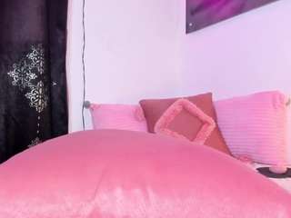 vaiolett-coleman — Camsoda recorded stream image, 02.07.2025 03:30
