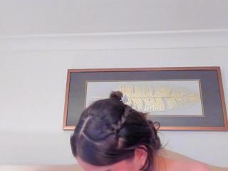 Bella Fontana — Flirt4free recorded stream screenshot (11 Feb 2025)